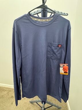 Wrangler Workwear Men's Size M Long Sleeve Blue Indigo Work Shirt Pen Pocket